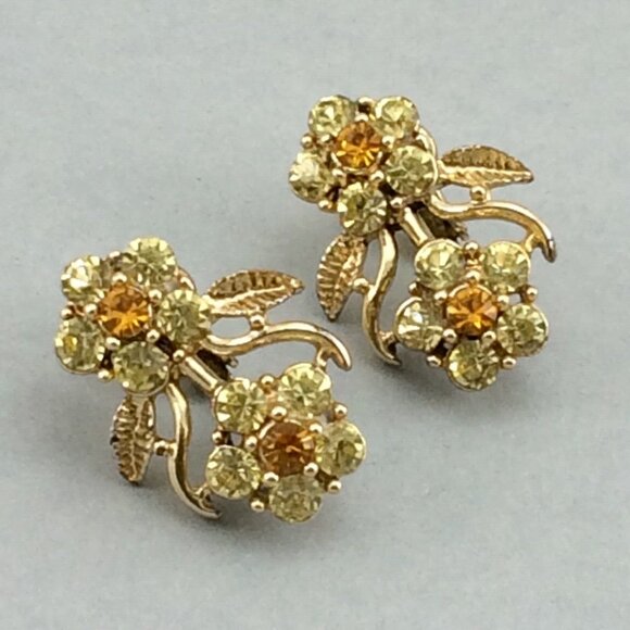 Vintage Coro Yellow Orange Gold Flower Clip On Earrings Cocktail Sparklers Leaf - Picture 2 of 16
